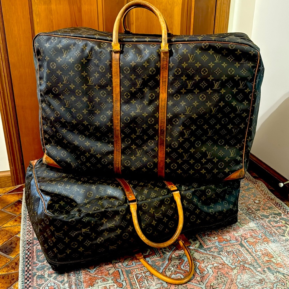 Louis Vuitton set of 2 Vintage Sirius Soft Large 28” luggage suitcases